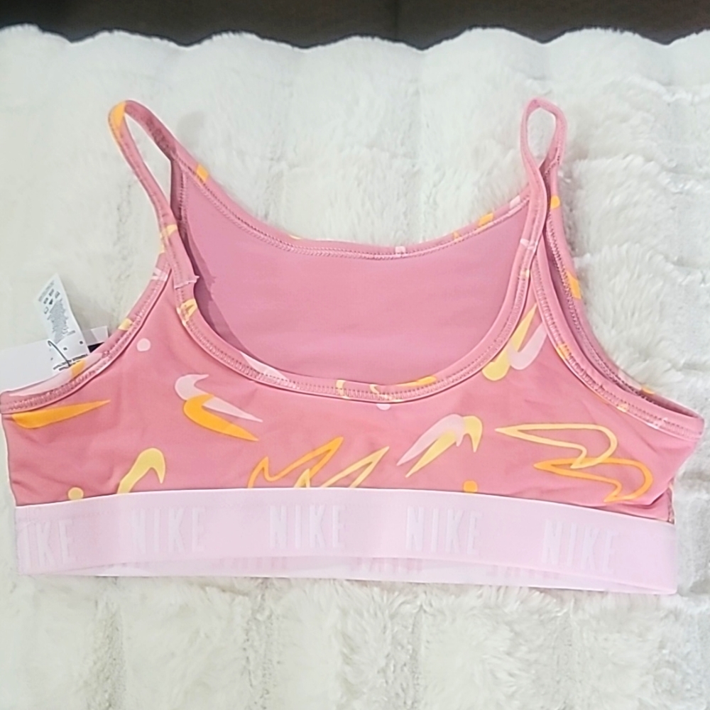 Girls nike sports bra - Picture 3 of 3